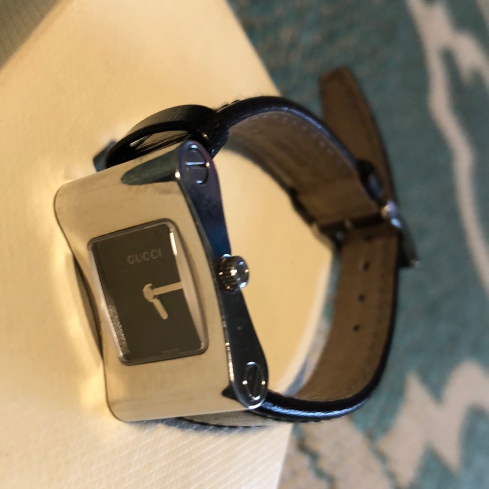 Genuine GUCCI women’s watch